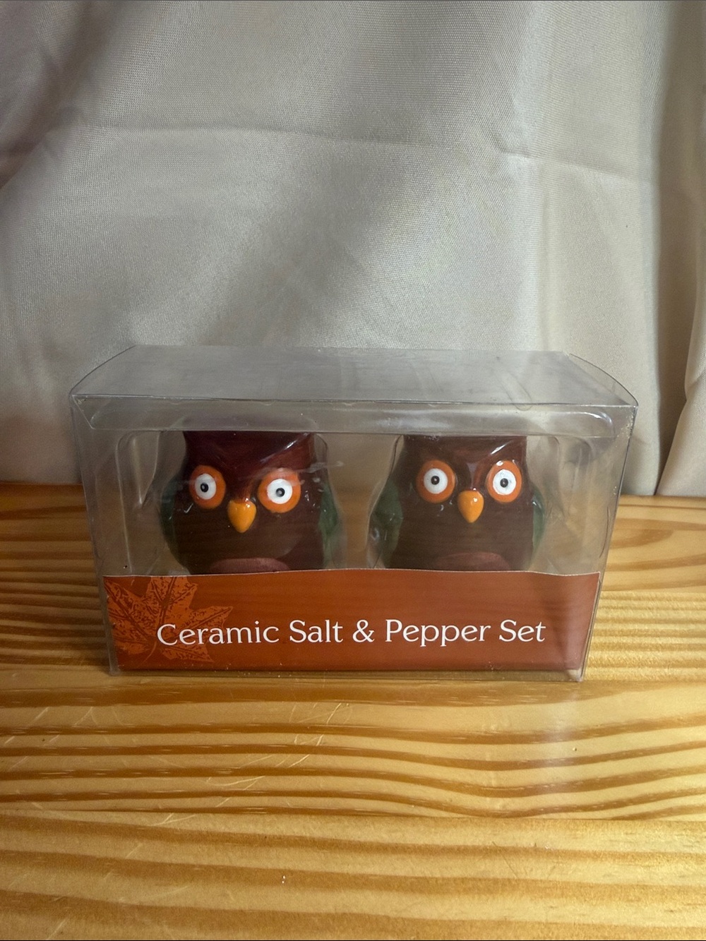 Vintage 2013 Shopko Ceramic Owl Salt & Pepper Shaker Set - New In Box (NIB)